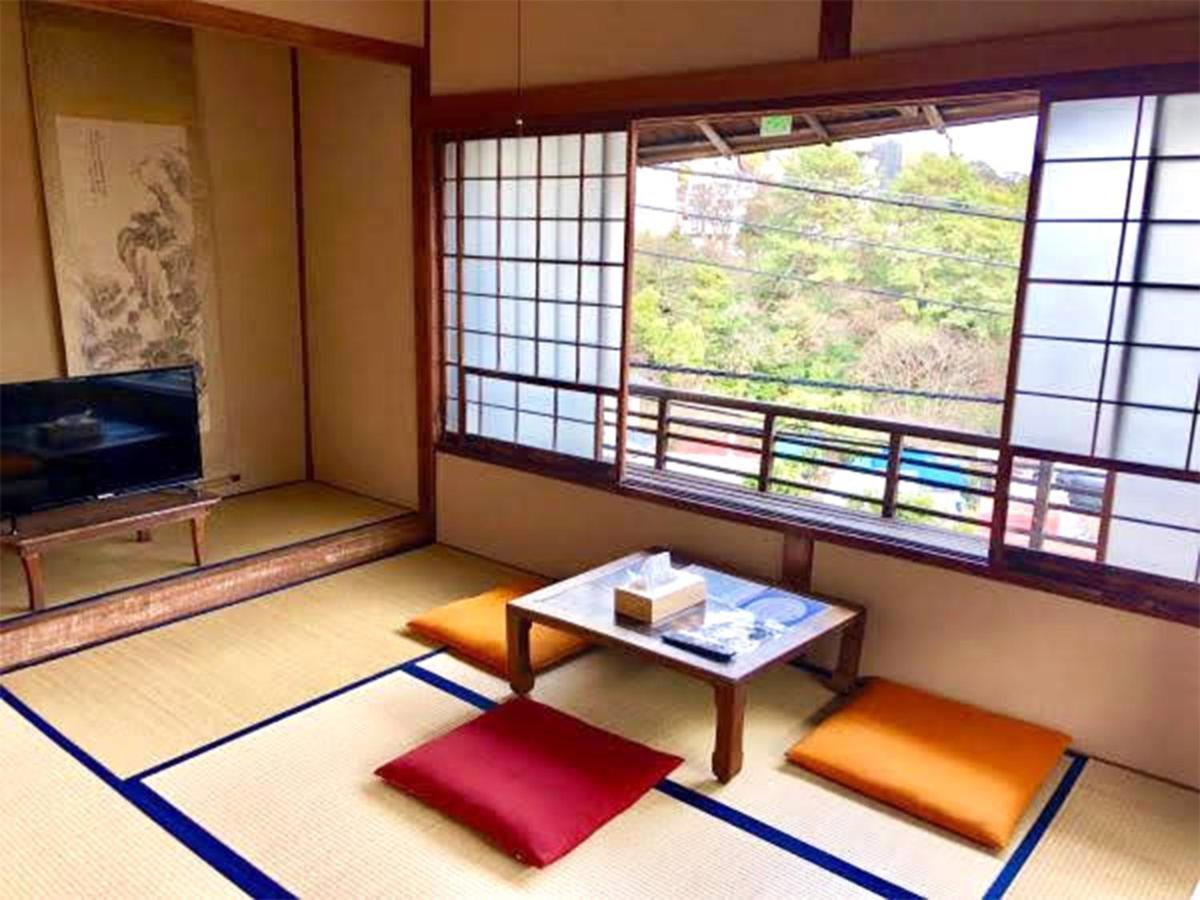 Atami Onsen Guesthouse Nagomi Экстерьер фото